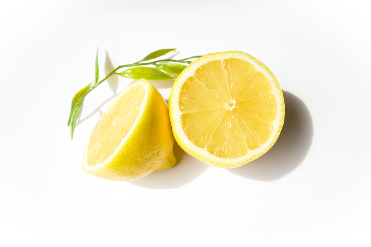 Proces weryfikacji faktów w redakcji Naturalcleansebody
